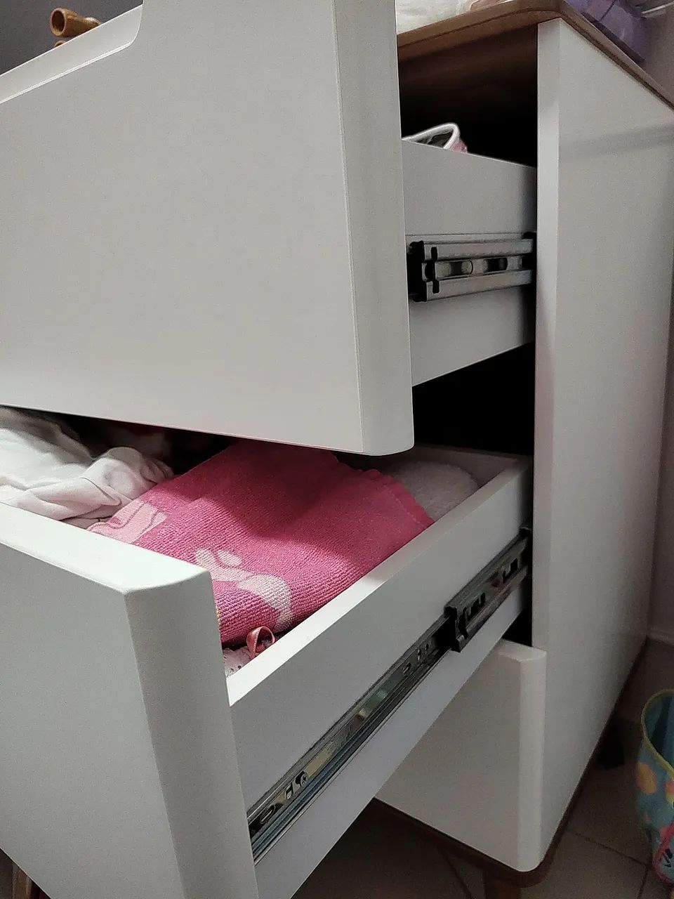 Cômoda infantil com 3 gavetas - Foto 2