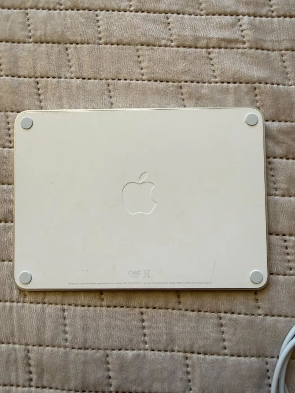 Magic Trackpad (USB?C) - Superfície Multi-Touch branca