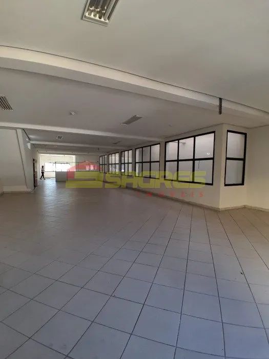 Sala Comercial com 200m² Por R$ 6.000,00 - Foto 4