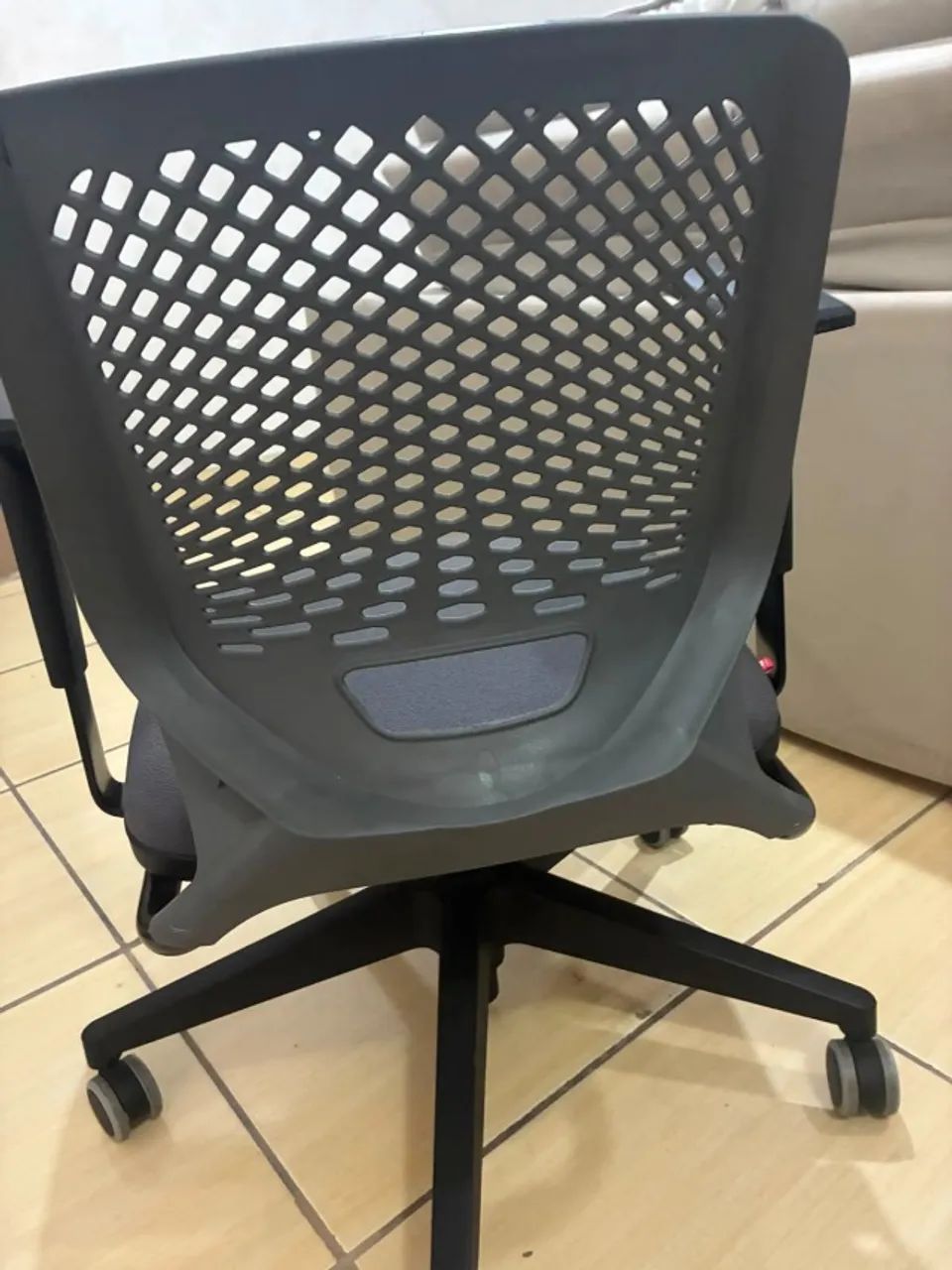 Cadeira de escritório - Foto 4
