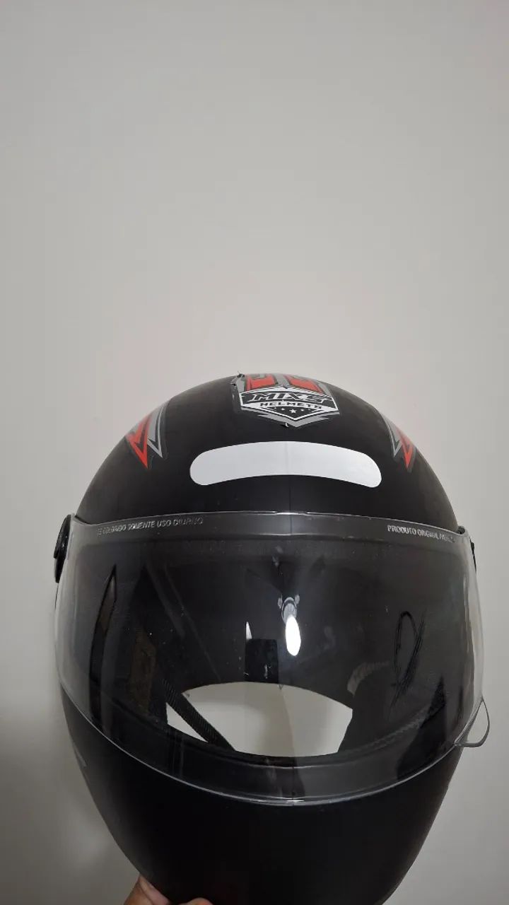 Capacete