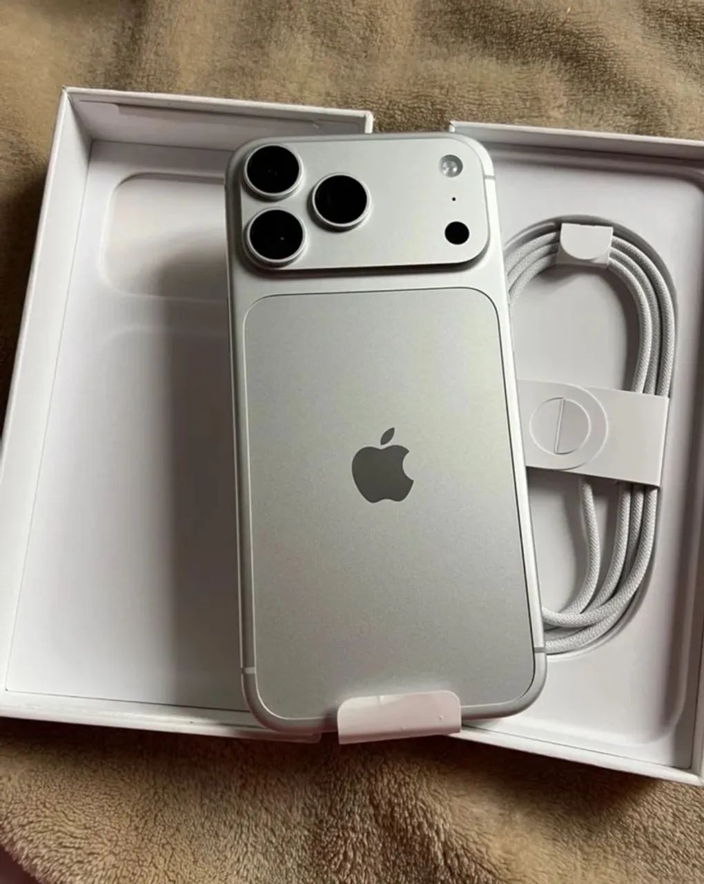 Iphone 18 Pro Max com NF