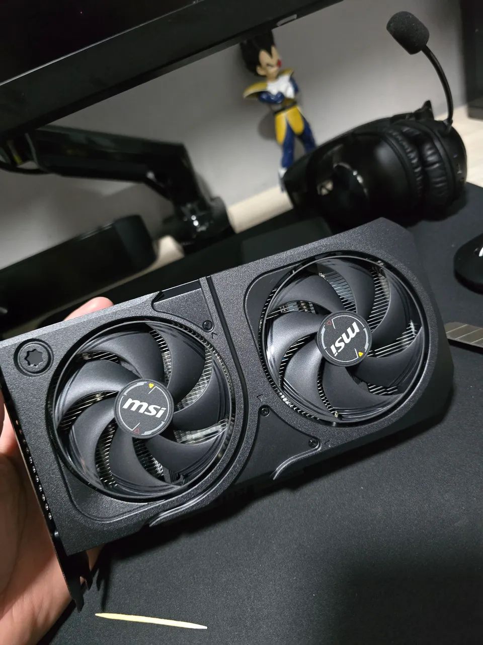 Nvidia RTX 5060 Ti 16GB MSI Shadow 2x