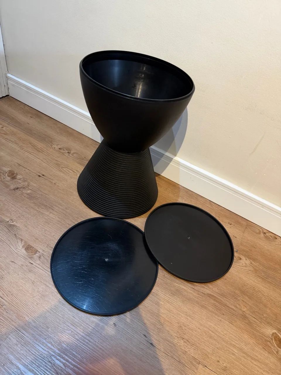 2 banquetas modelo ampulheta  - Foto 4