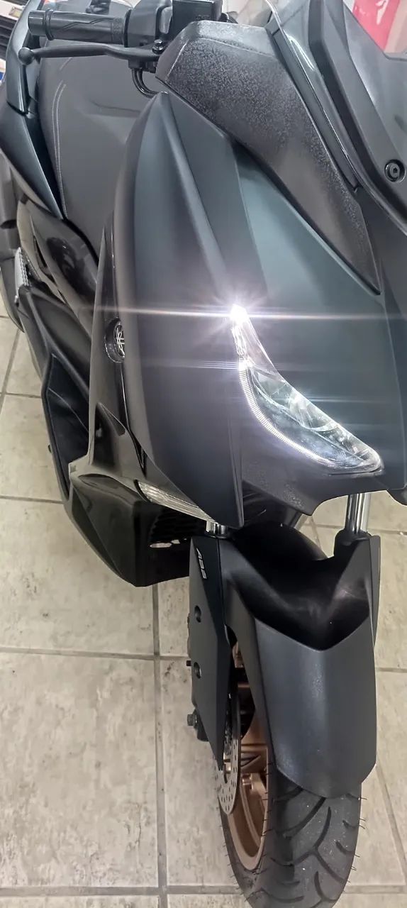 YAMAHA XMAX ABS Scooter - Foto 4