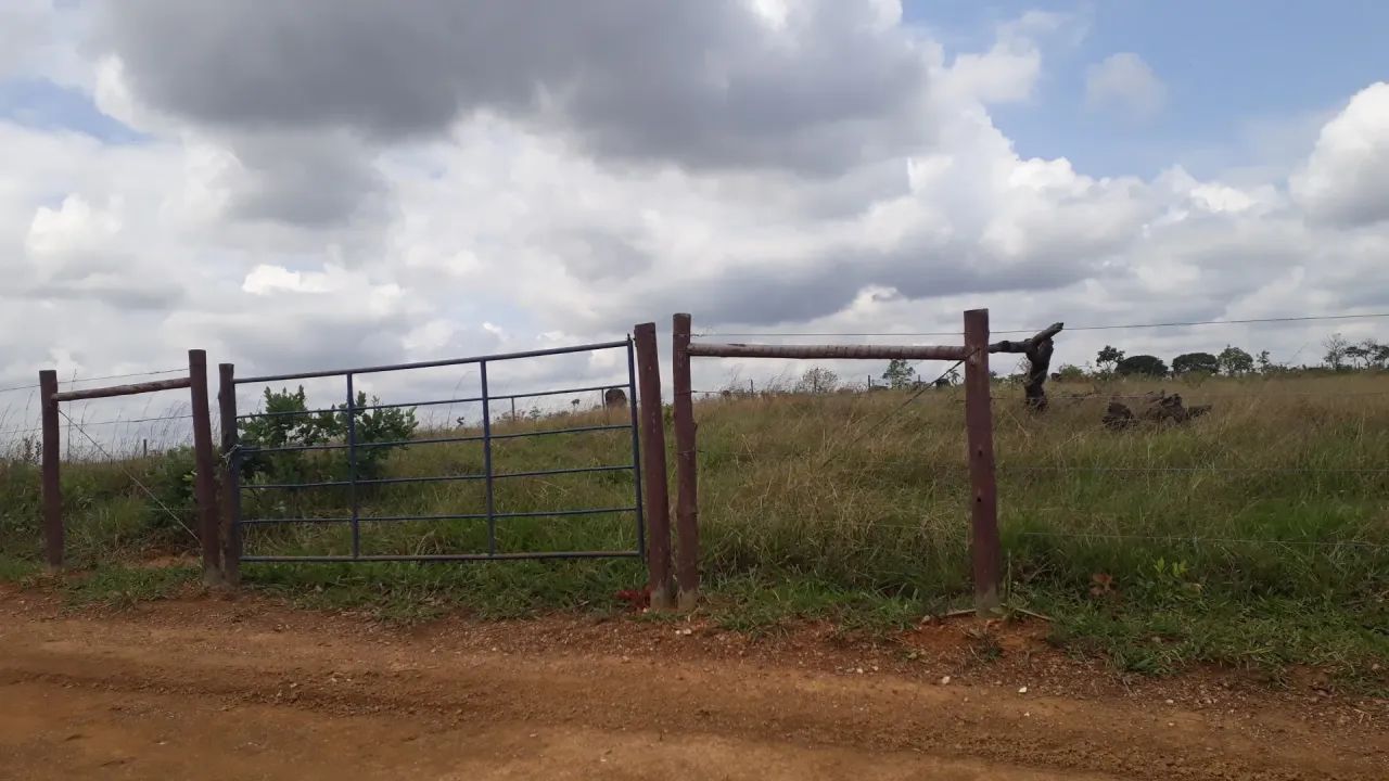 FAZENDINHAS com 20 mil mts perto do asfalto - Foto 5