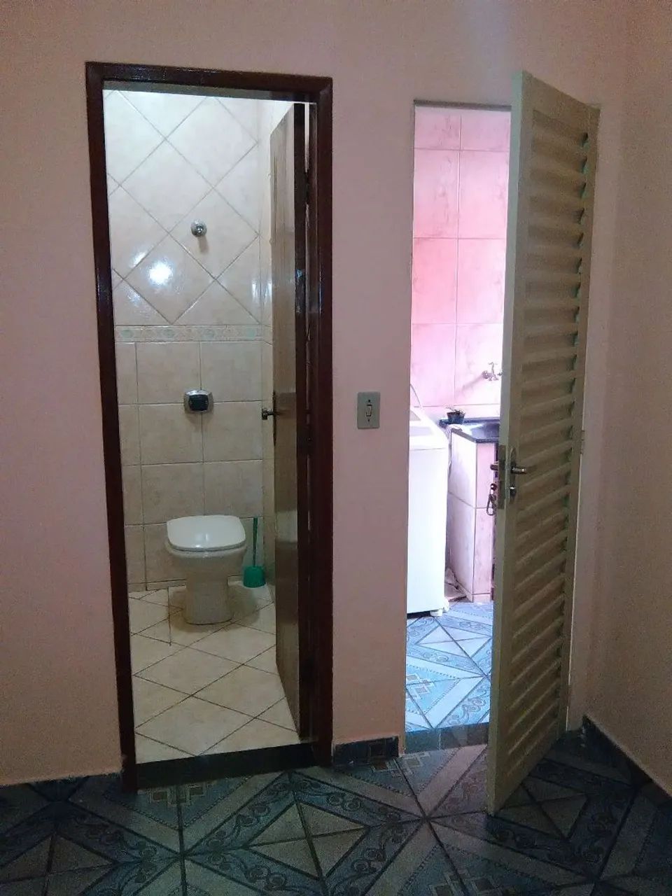 QUARTO SOMENTE PARA SOLTEIROS(A) <br> - Foto 2