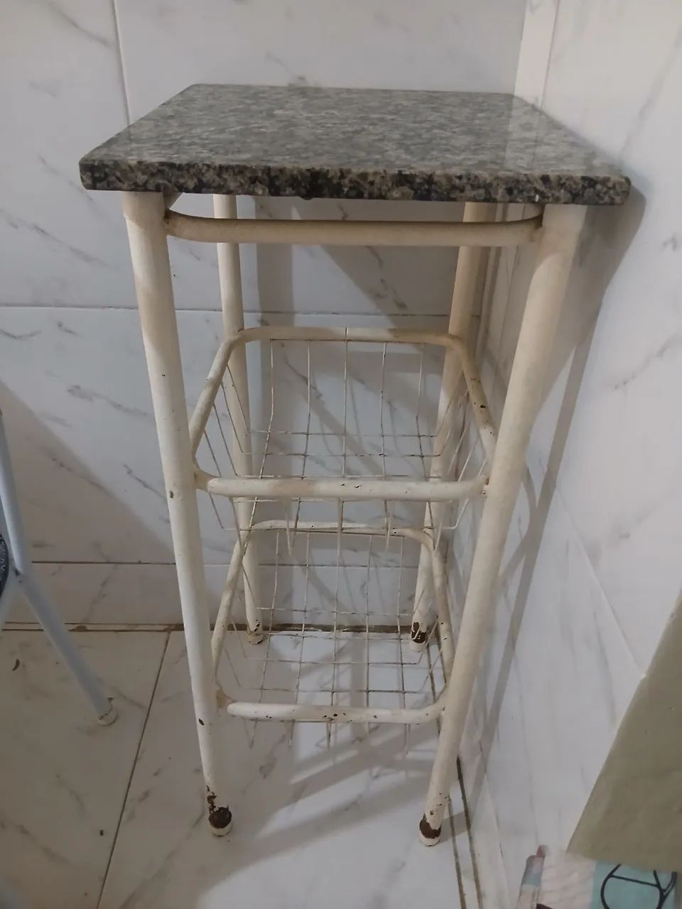 Fruteira e Mesa para Gelagua 