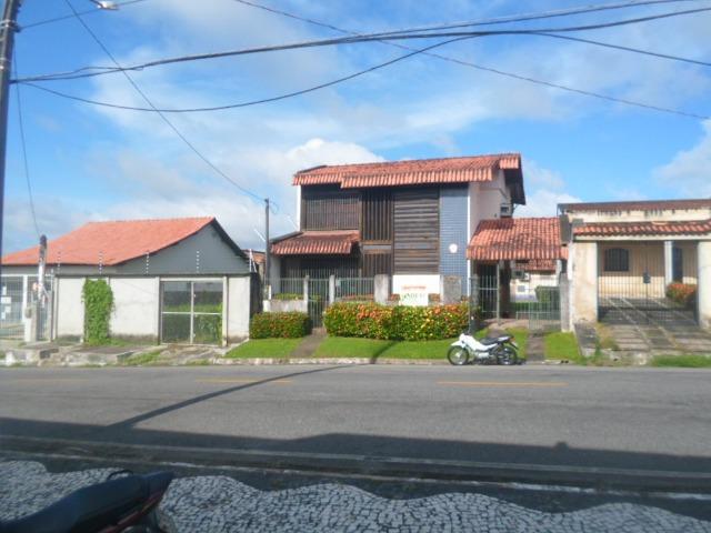 Vendo Casa em Salinas com Ótima Localização