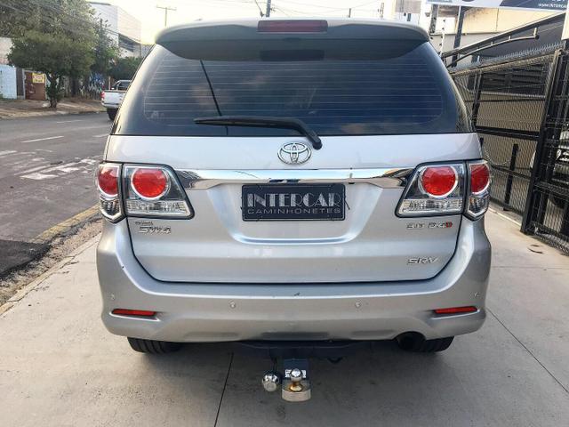 Toyota Hilux SW4 - Foto 6
