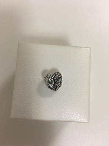 Charm Pandora