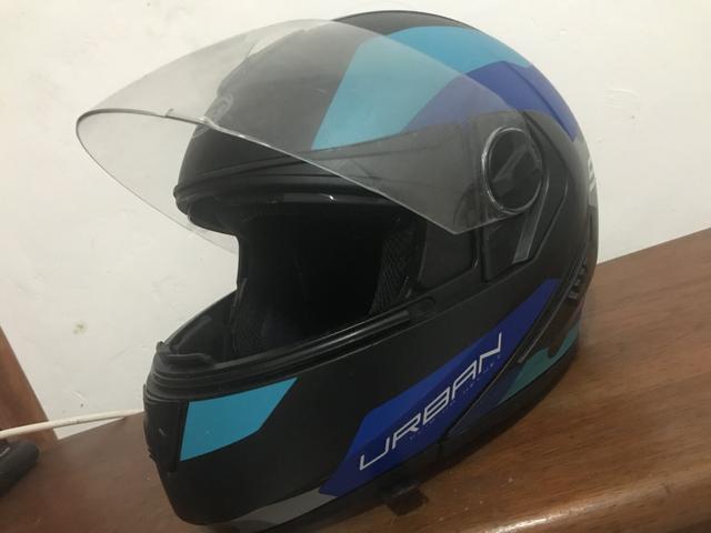 Capacetes por 800 reais os dois !