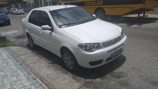 Siena 2007 motor 1.8 HLX a gás e flex completo de tudo - Foto 13