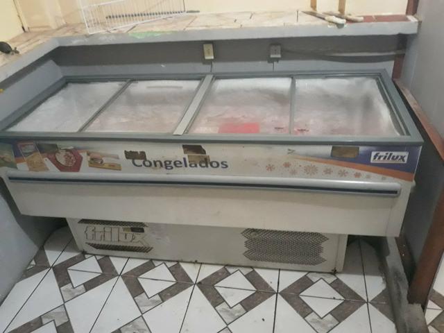 Vendo freezer ilha com tampas de vidro - Foto 2
