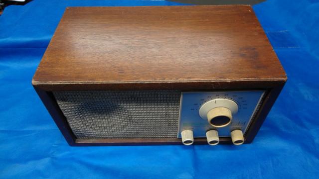 Radio Klh Model Twenty-one (21) Fm Radio (1965) - Foto 2