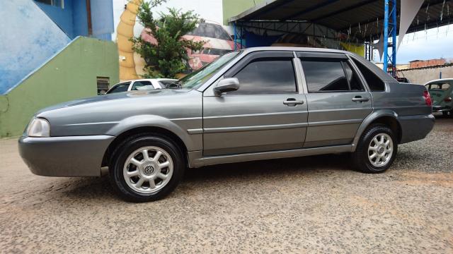 VOLKSWAGEN SANTANA 2002/2002 2.0 MI 8V GASOLINA 4P MANUAL - Foto 2