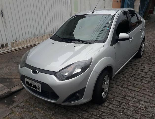 Fiesta Sedan SE - 14/14 - 1.0