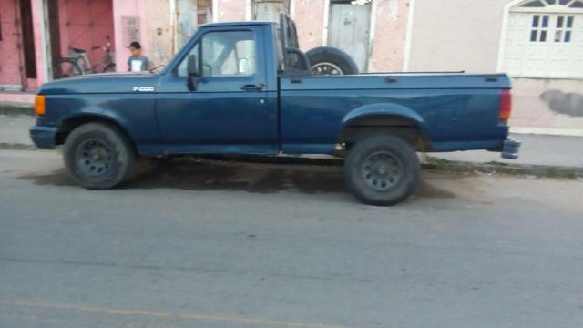 F1000