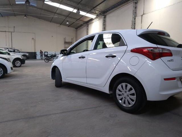 Hb20 com 16 mil km rodados - Foto 7