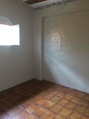 Aluga casa moça ou senhora celular - Foto 3