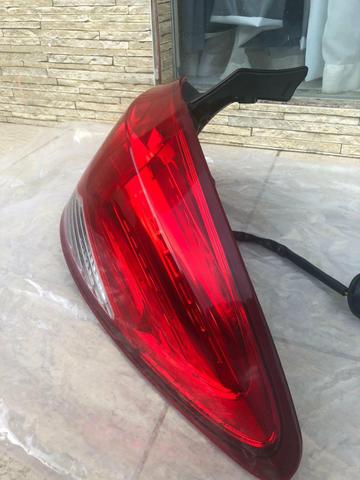 Lanterna traseira direito cruzer 2014/2015 valor 250.00 - Foto 5