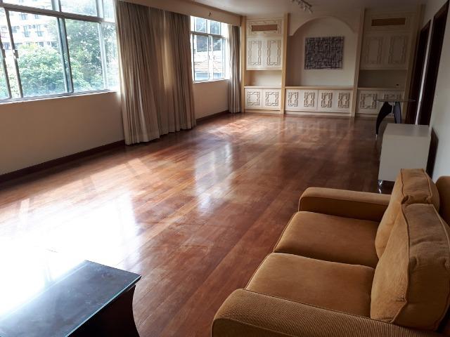 Luxo em área nobre da Tijuca 4 salas 4 quartos 2 suítes - Foto 20