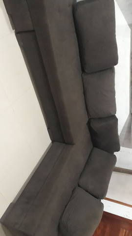 Vendo sofá bem conservado