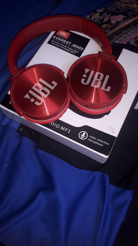 Fone da JBL Novo