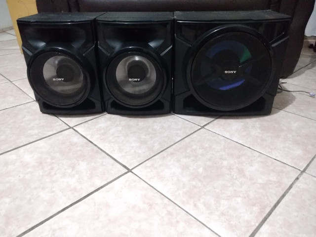Conjunto de Caixas+ Subwoofer 3000 Watts Sony GTR555 - Foto 2