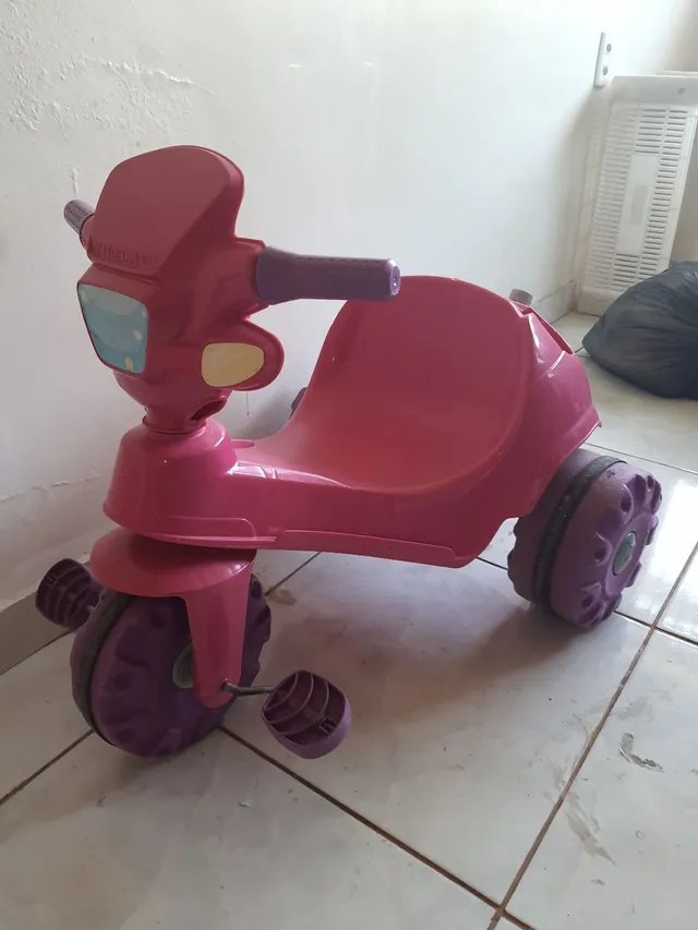 Motoca Triciclo Pedal e Passeio Adventure Azul (841) Brinquedos Bandeirante  - Lojas Ideal