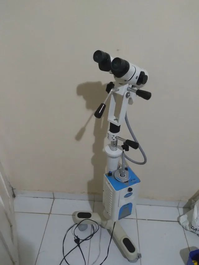 Colposcópio modelo 7000 binocular 