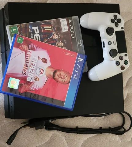 PS4 Slim 1 TERA c/ Jogos (FIFA 23, PES 23 e FIFA 21) - Videogames