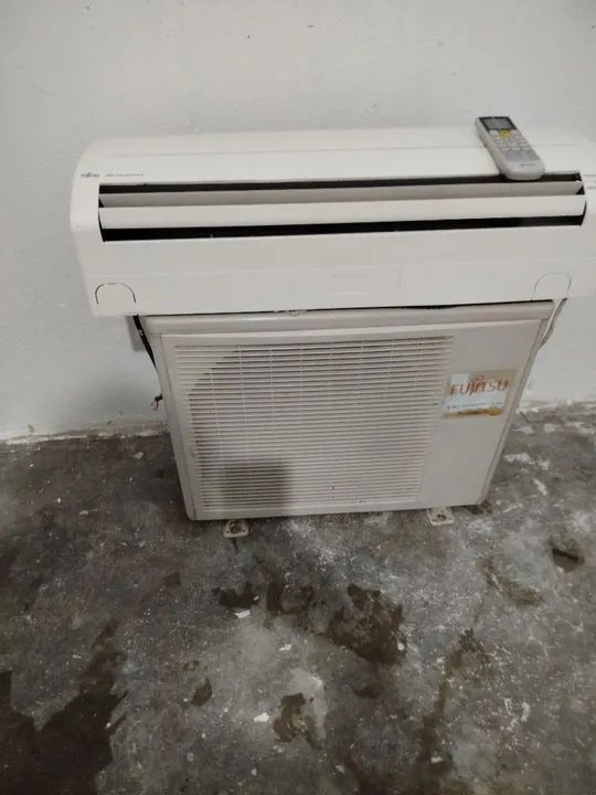 Ar Condicionado Split 9000 BTUs - Foto 2