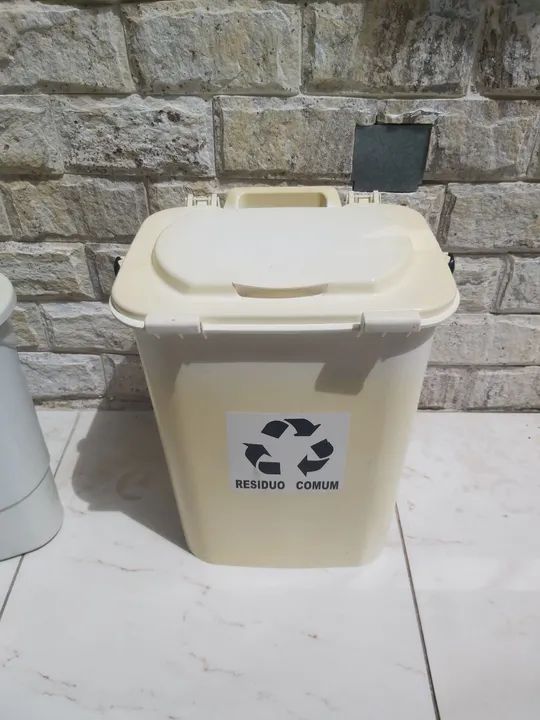 Lixeira 60 Litros  - Foto 6