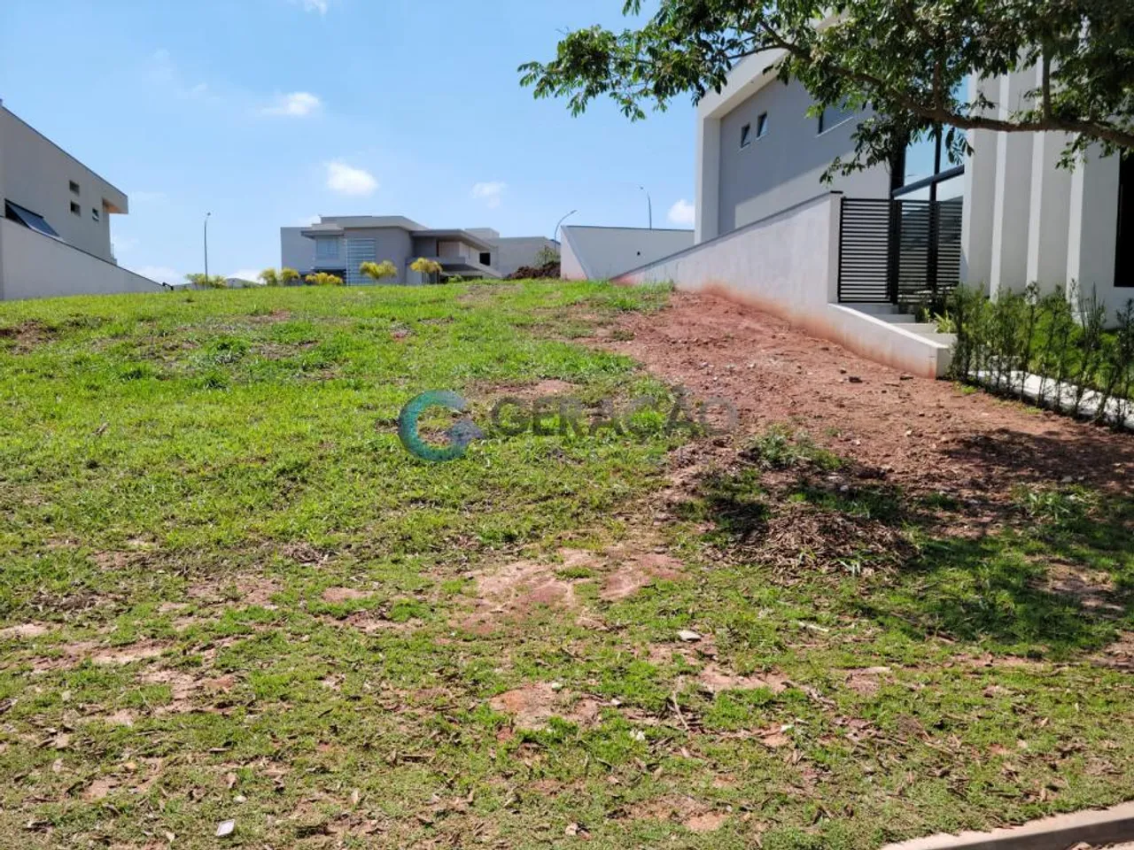 Terreno em Condomínio Fechado - 477,72m² no Alphaville II