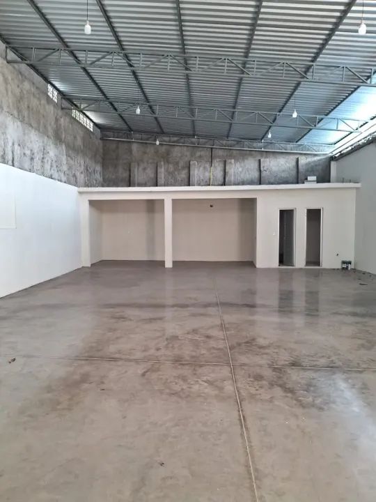 Aluga-se Galpão 200 m²Japim Próx. Distrito Industrial! - Foto 2