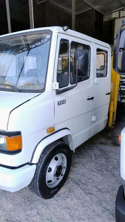 Mercedes benz 709 - 1995 - Munck 4t  - Foto 8