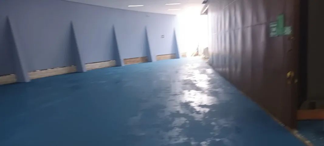 Tinta Eucatex - piso acrílico fosco azul - 18 L - Foto 4