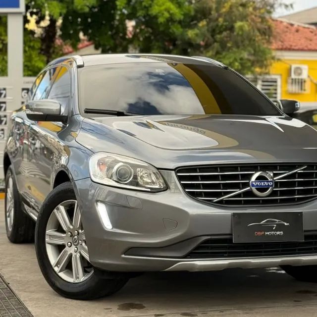 Volvo XC-60 Kinect T5 2.0 - 2017 - Foto 2