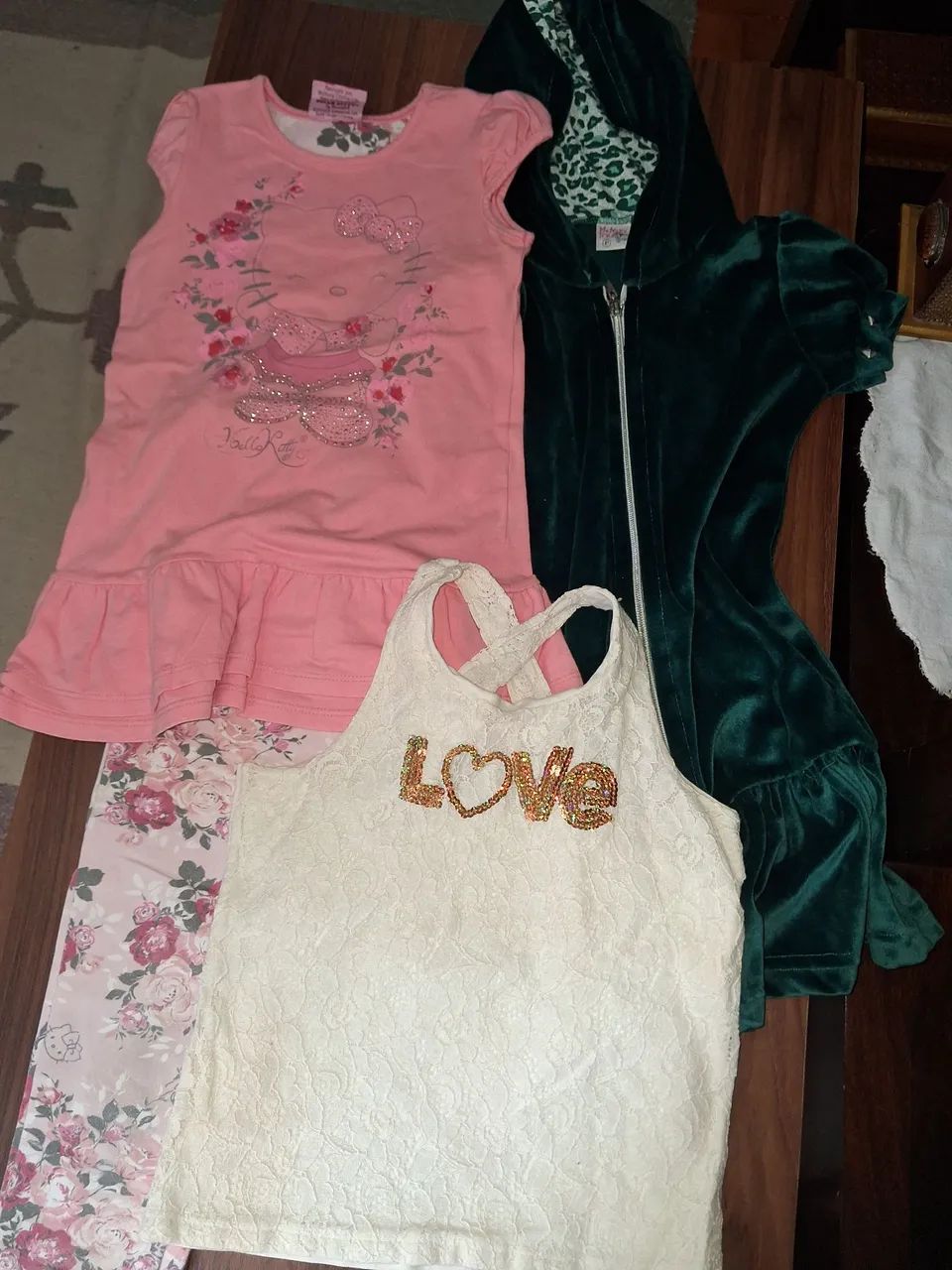 Kit Infanto Juvenil 4 peças - Menina - Tamanho 8 em ótimo 3!!!