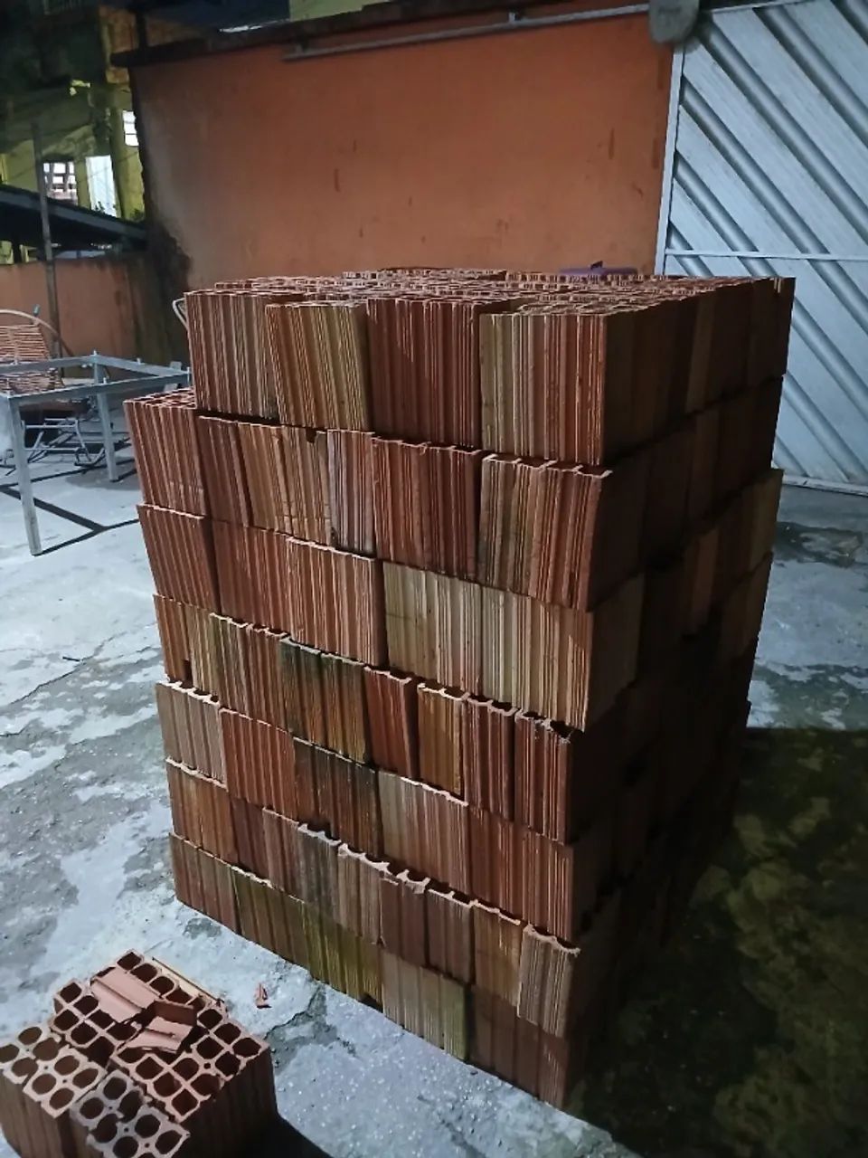 Vendo Tijolos 64385922852611120