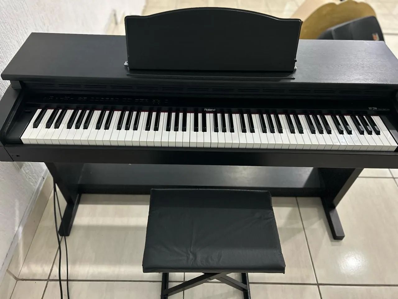 Piano hp 2700 roland