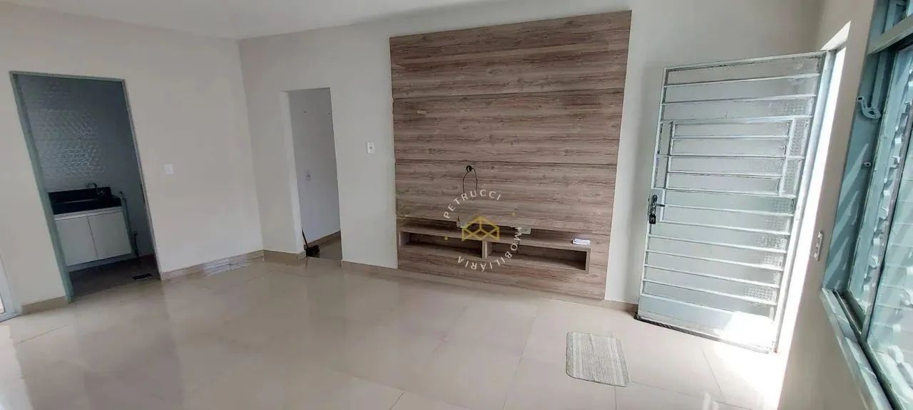 Casa para locação em excelente localização no Nova Europa - Foto 2