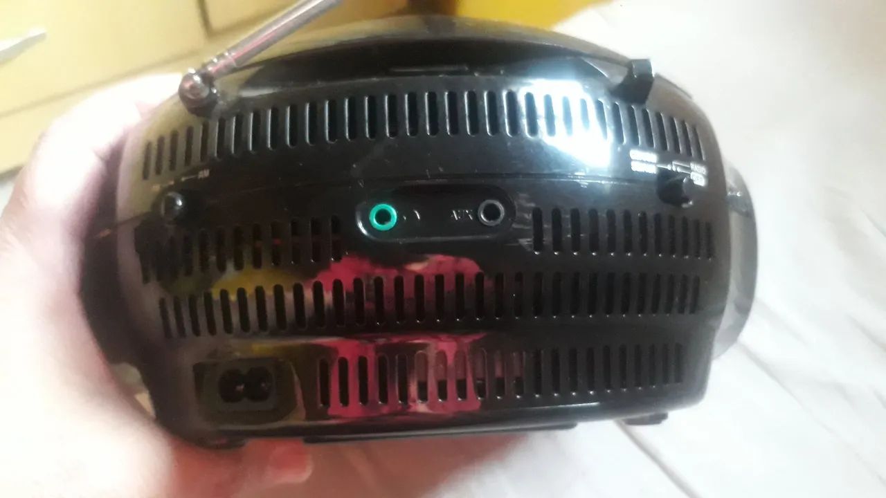 Aparelho de Som Portátil com CD/USB/SD - Foto 4