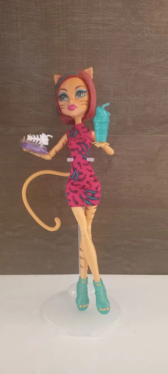 Boneca Toralei monster high