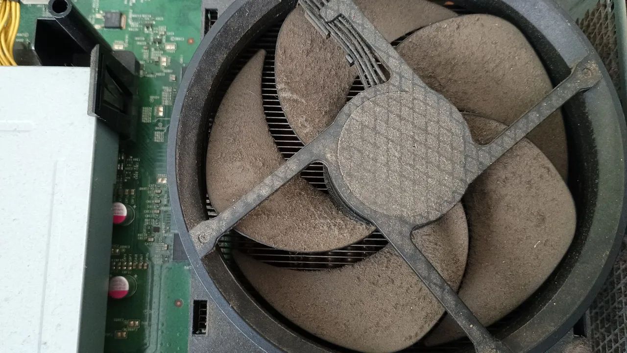 LIMPEZA E TROCA DE PASTA TÉRMICA DE VÍDEOGAMES XBOX / PLAYSTATION TODOS OS MODELOS..  - Foto 3