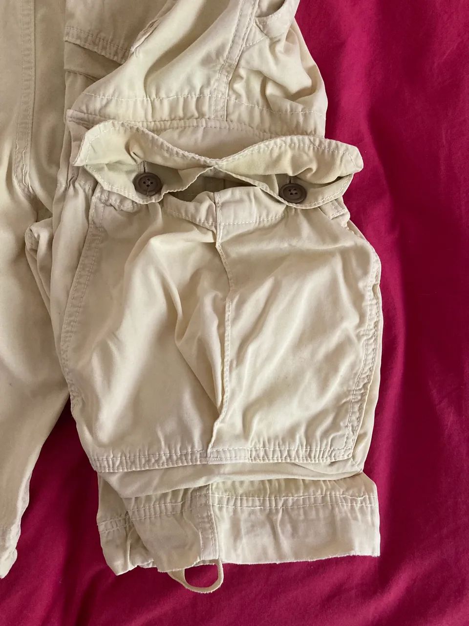Bermuda Cargo Vintage Bege Abercrombie & Fitch - Foto 3