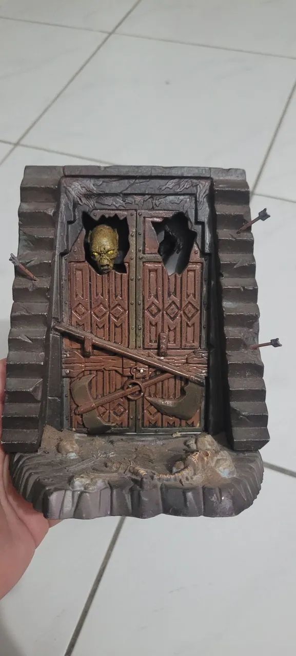 Diorama cenário orcs senhor dos aneis toybiz action figure - Foto 6