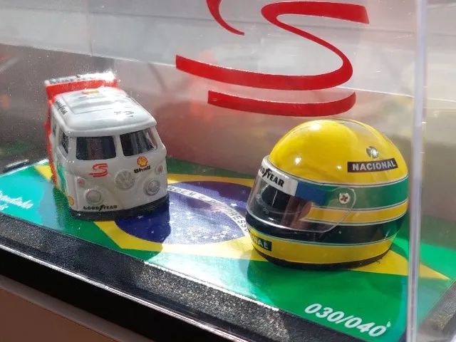 Hot Wheels Kool Kombi Senna (custom) - Foto 4