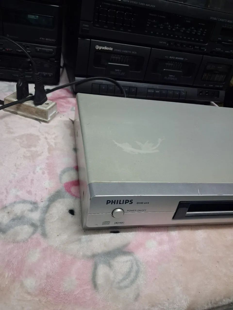 DVD PHILIPS MODELO ( dvd615 )Bivolt 64297487716866121